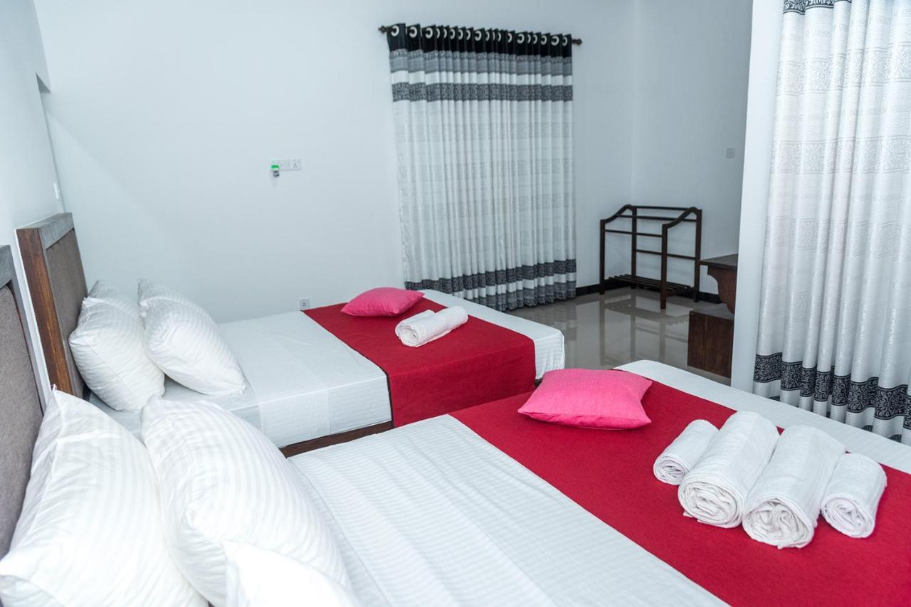 Sadee's Place Dambulla Buitenkant foto